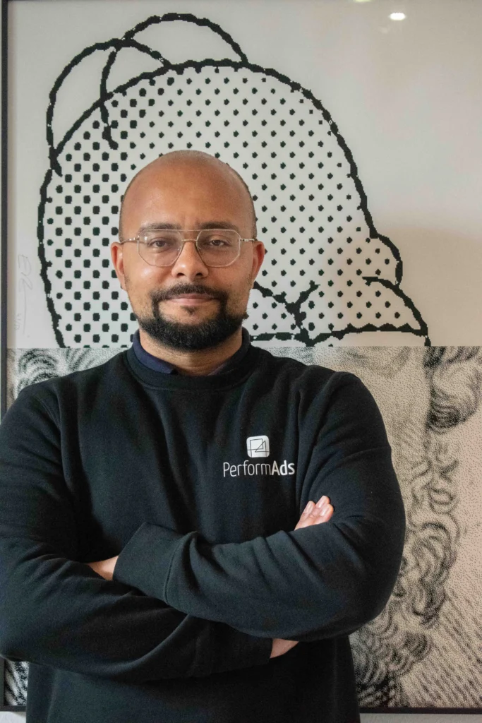 Portraitfoto von Mitarbeiter